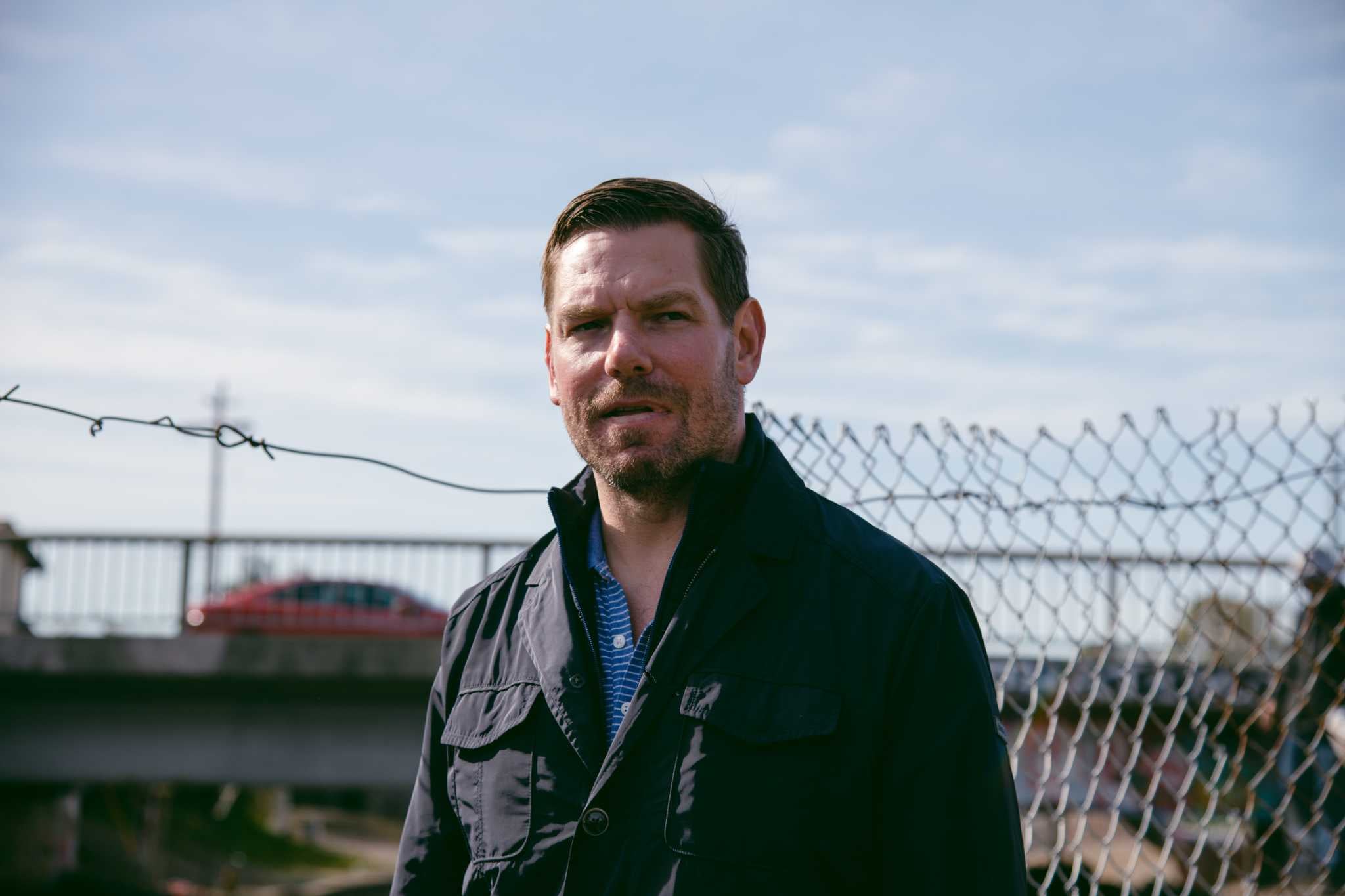 Featured image for Ex-49ers Fullback Reported to Capitol Police for Alleged Threat to Congressman's Life