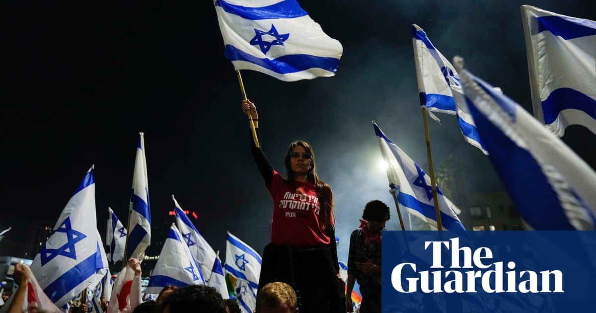 Netanyahu Backtracks on Firing Defense Minister Amid Protests and Security Concerns