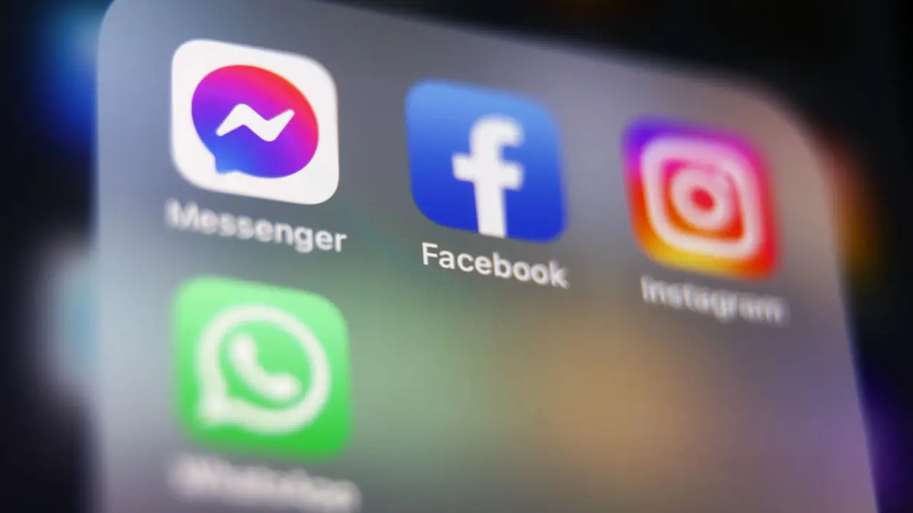 Meta Nears Resolution After Major Outage Hits Facebook, Instagram, and WhatsApp