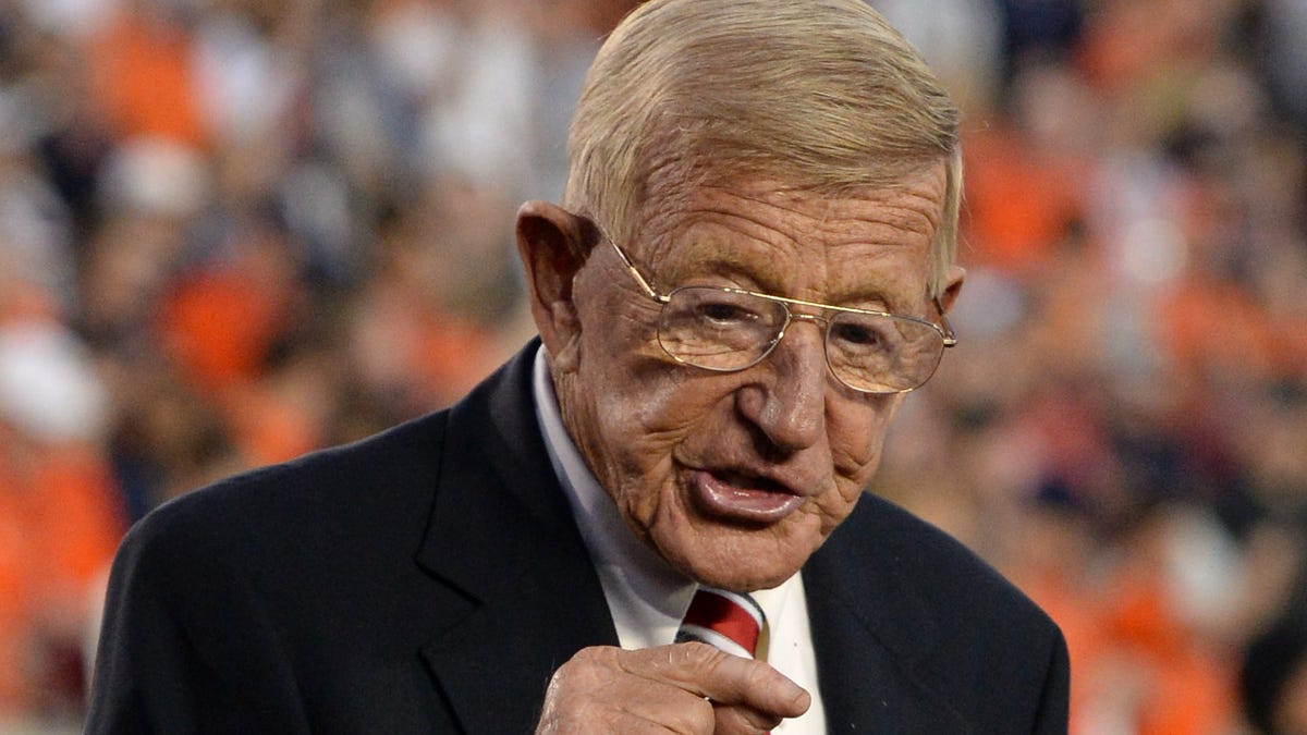 Lou Holtz Defends Ohio State Remarks, Stands by Ryan Day