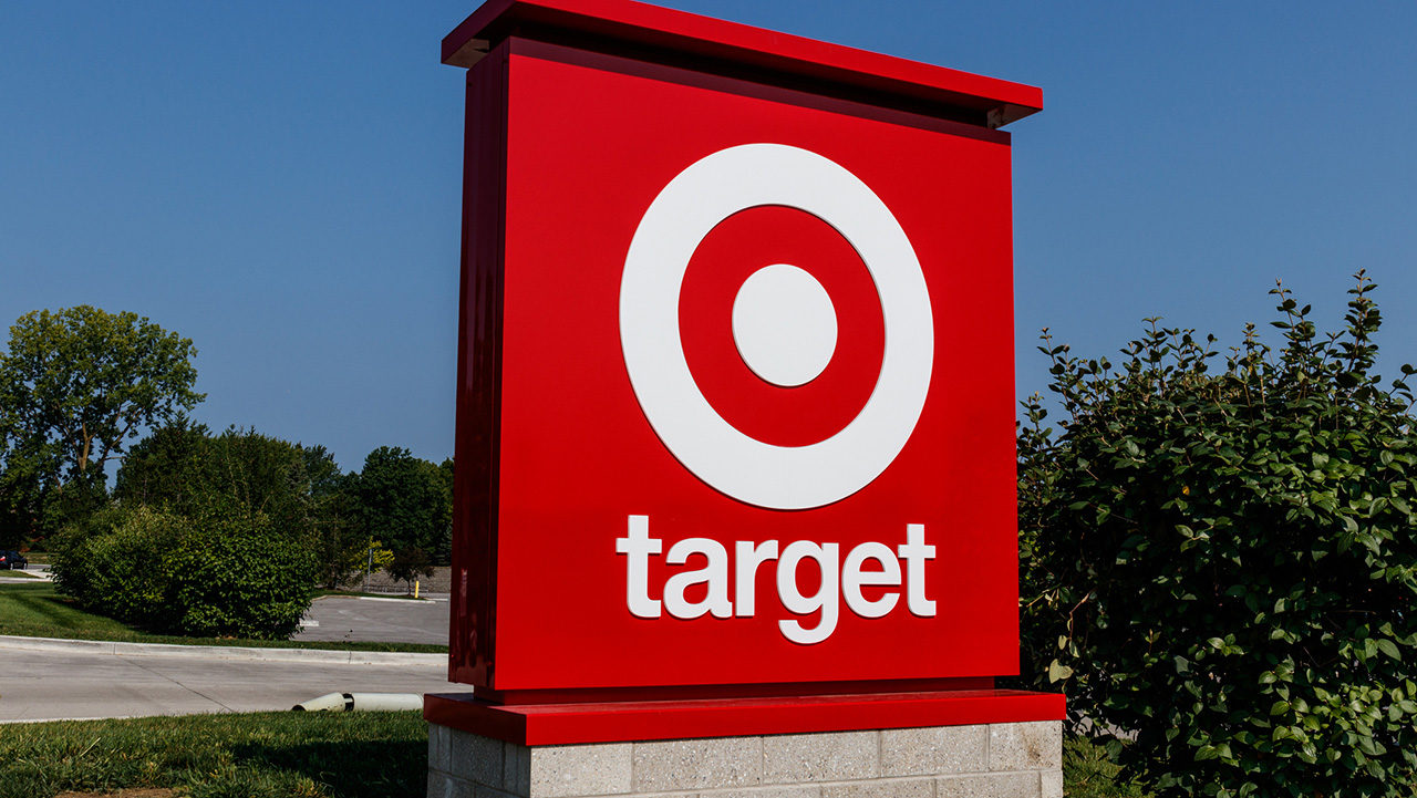 Featured image for Target's Holiday Giveaway: $500 for 500 Lucky Target Circle Members