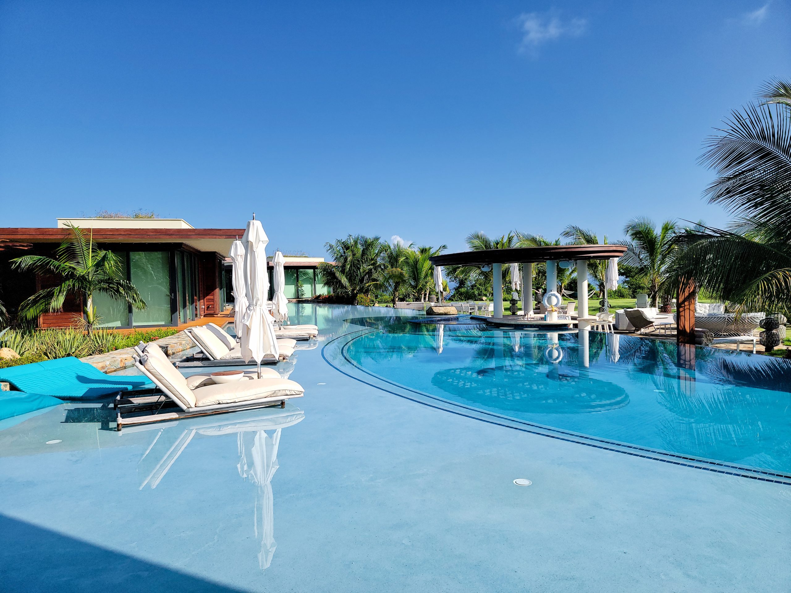 Featured image for Hyatt Expands Luxury Market with Mr. & Mrs. Smith Acquisition.