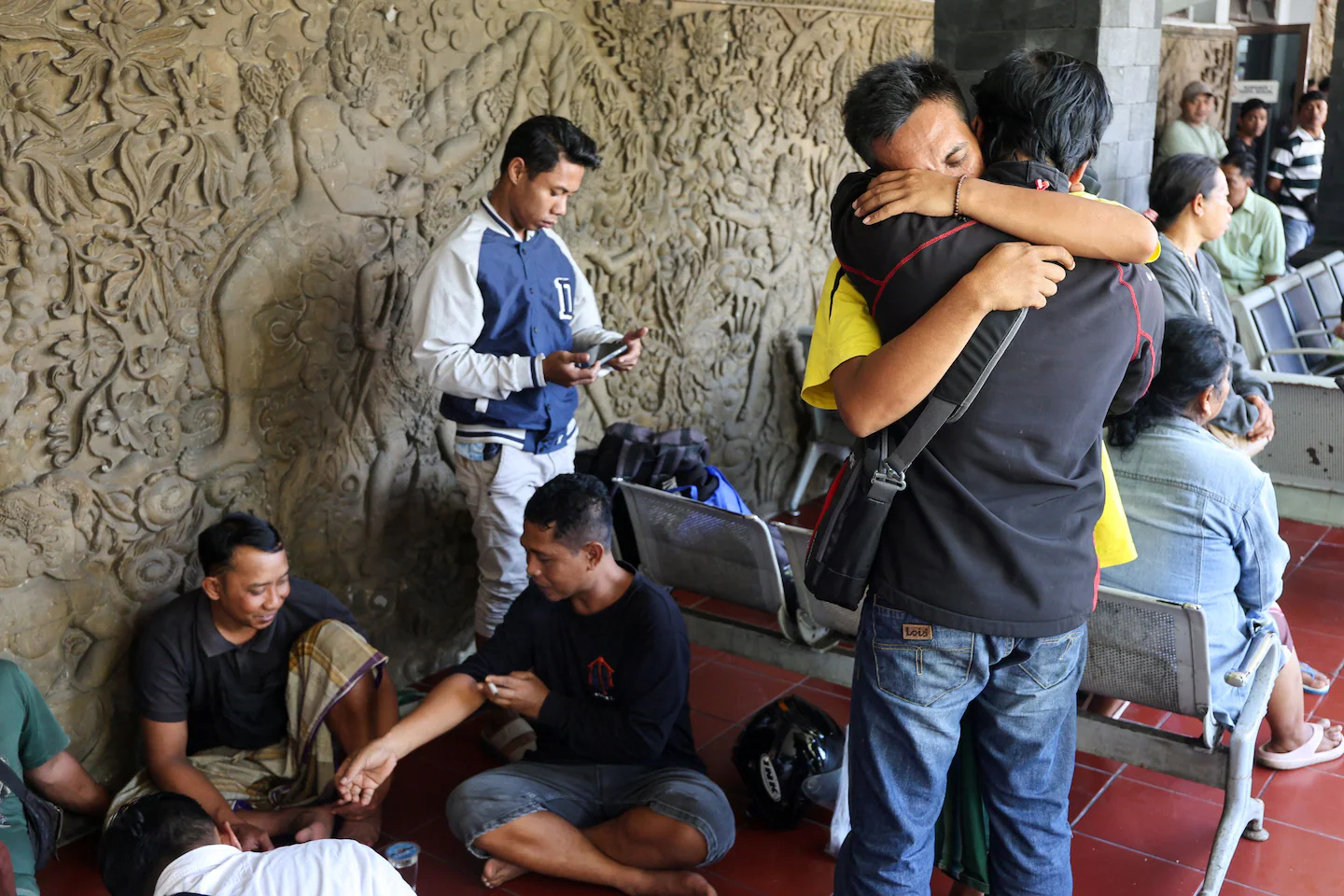Featured image for Ferry Sinks Near Bali, At Least 5 Dead and 29 Missing