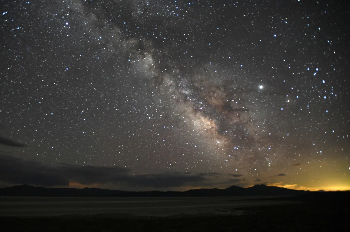 Featured image for Astrological Predictions for May 30 - June 4, 2023.