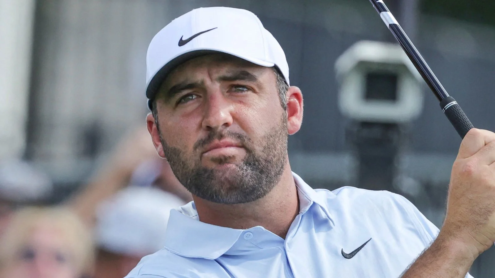 Tree-locked ball costs Scheffler at Bay Hill