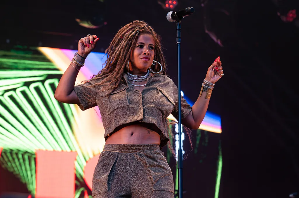 Kelis, 43, and Bill Murray, 72, spark dating rumors.