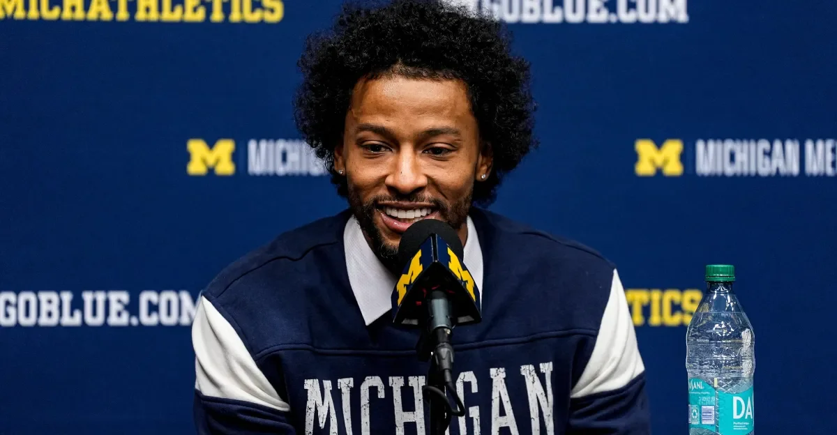 Trey Burke Celebrated as Michigan Lifts His Jersey to the Rafters