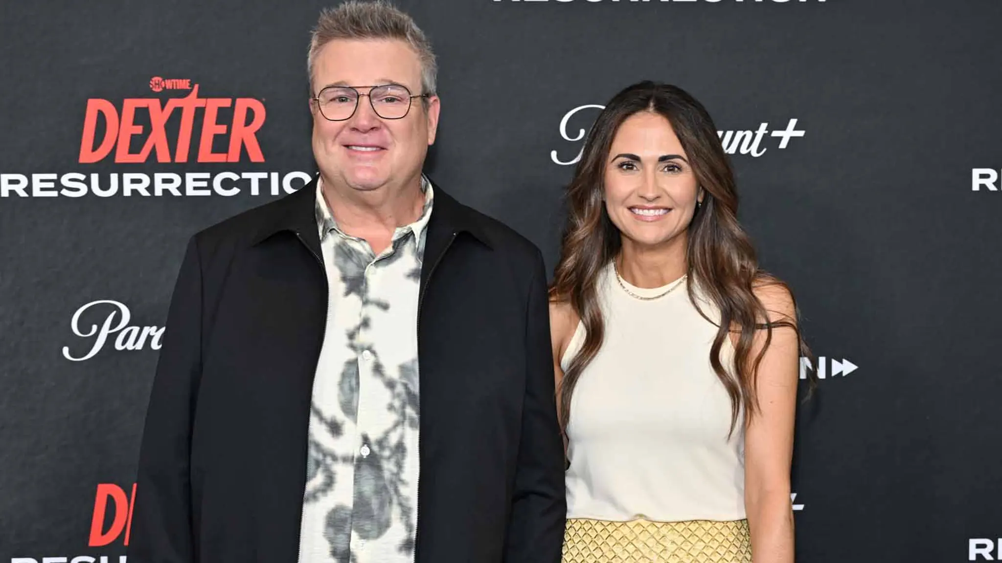 Featured image for Eric Stonestreet Marries Lindsay Schweitzer in Kansas City Wedding