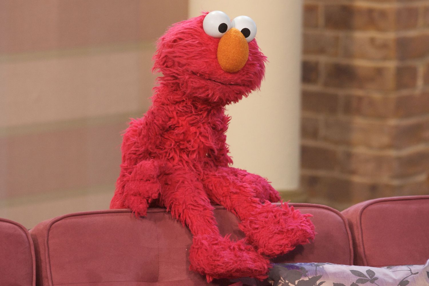 "Elmo's Social Media Check-In Exposes Widespread Existential Anguish"