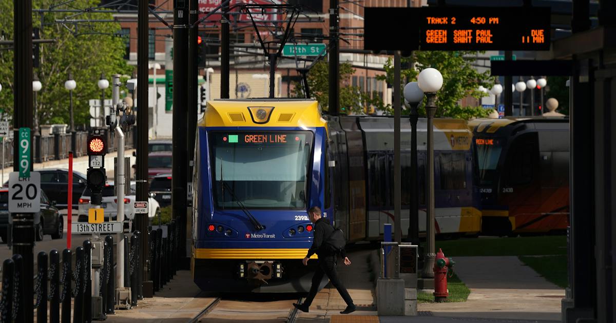 Featured image for Metro Transit Implements New Fare Enforcement Program, Issuing Citations to Unpaid Riders