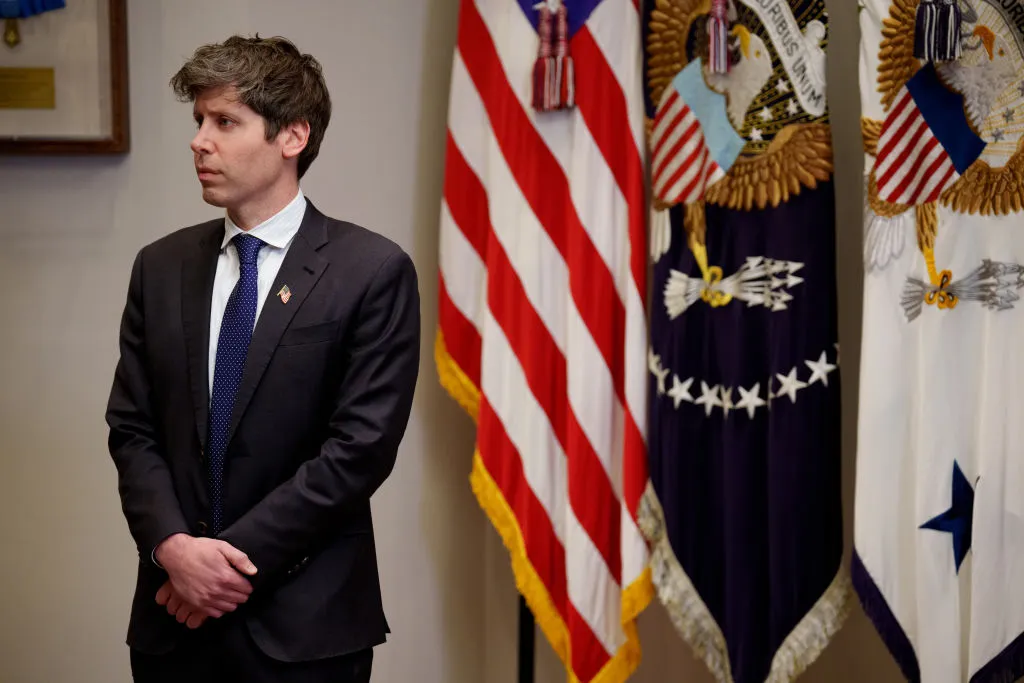 Featured image for OpenAI and Anthropic Offer AI Tools to U.S. Government for $1