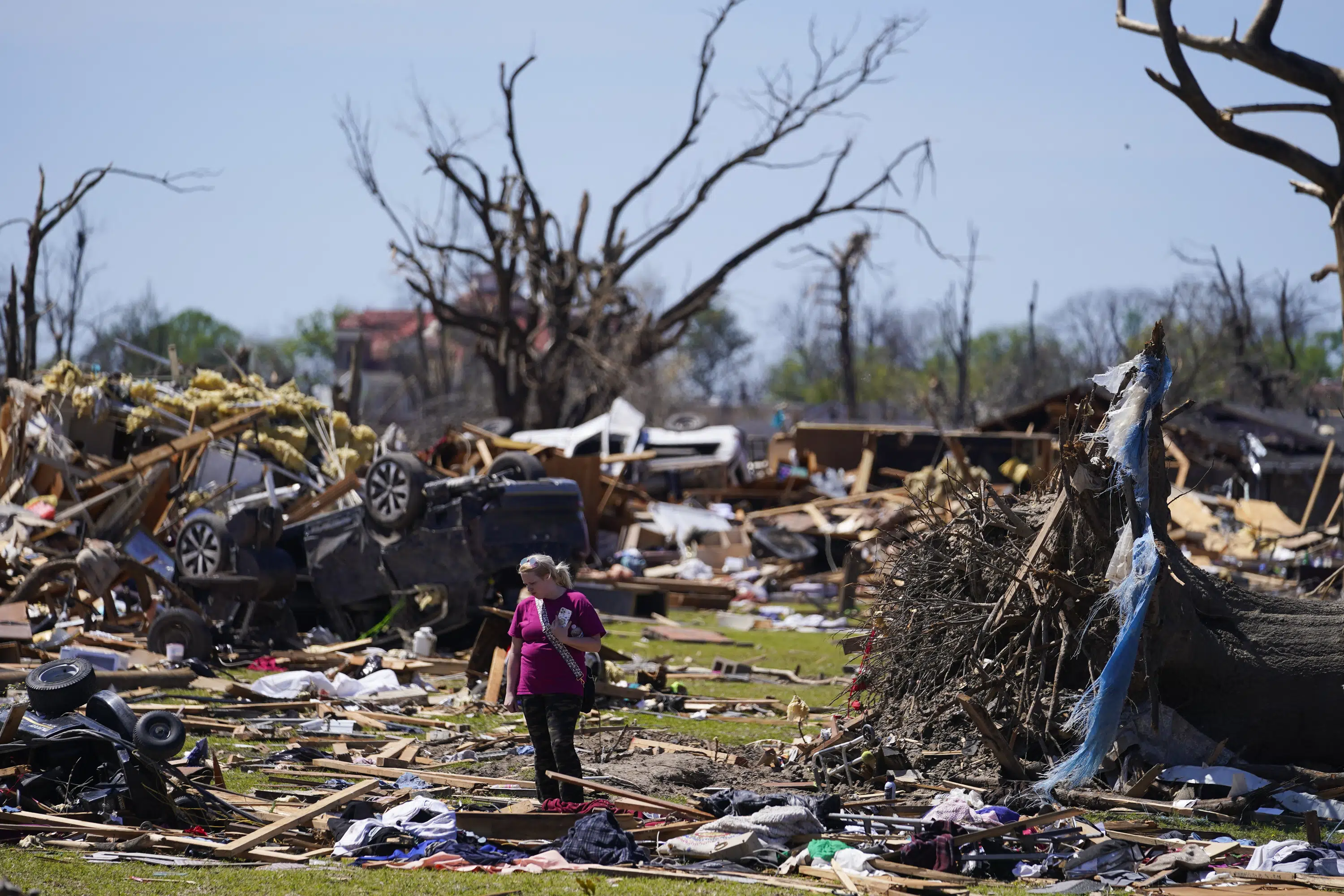 Biden surveys tornado damage in Mississippi