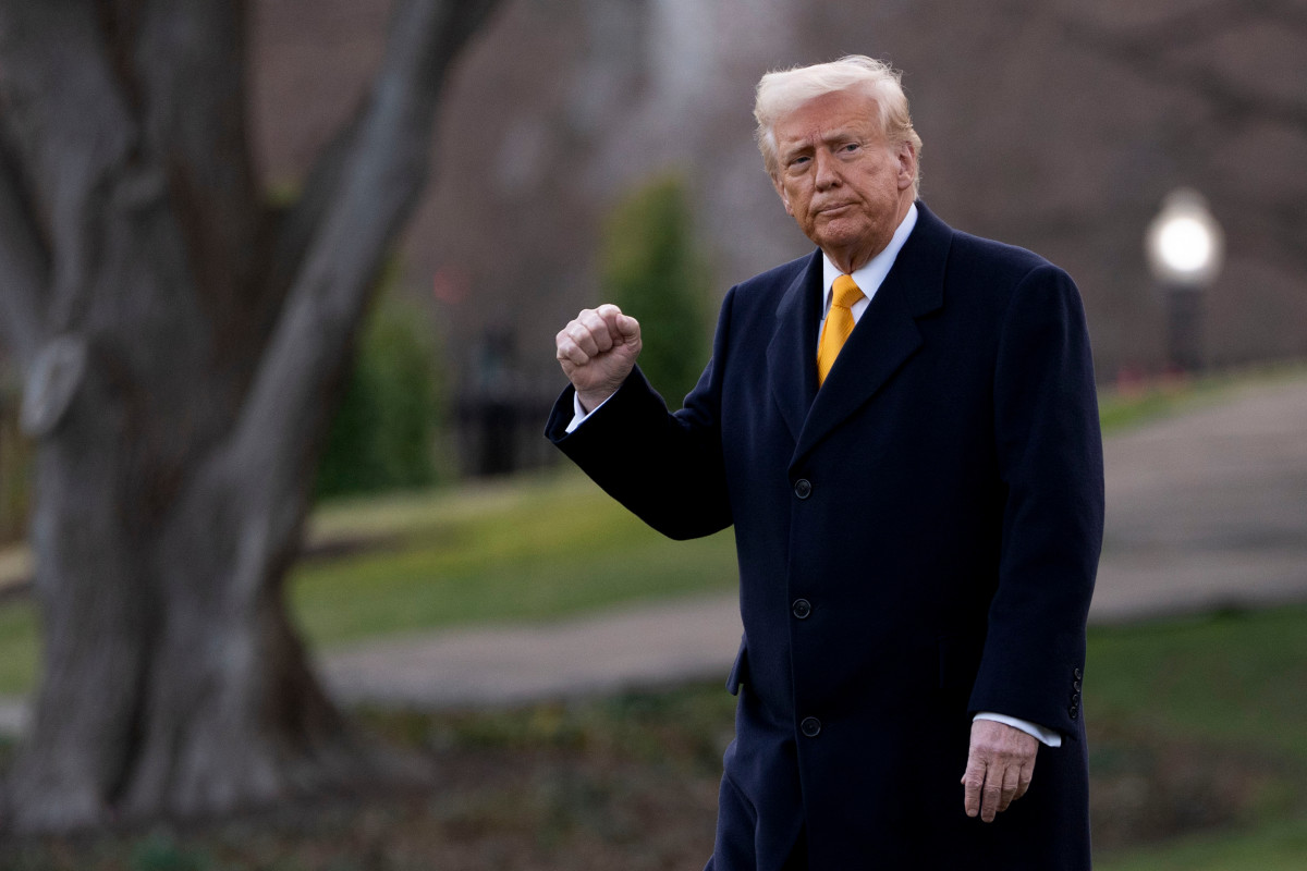 Controversy Surrounds Trump’s Golf Game Amid Allegations and Social Media Criticism