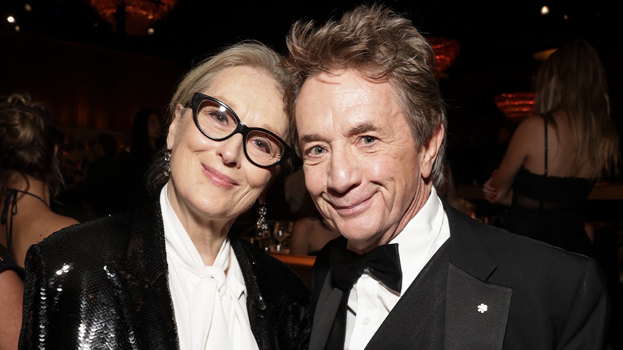 Featured image for Martin Short Denies Dating Rumors with Meryl Streep