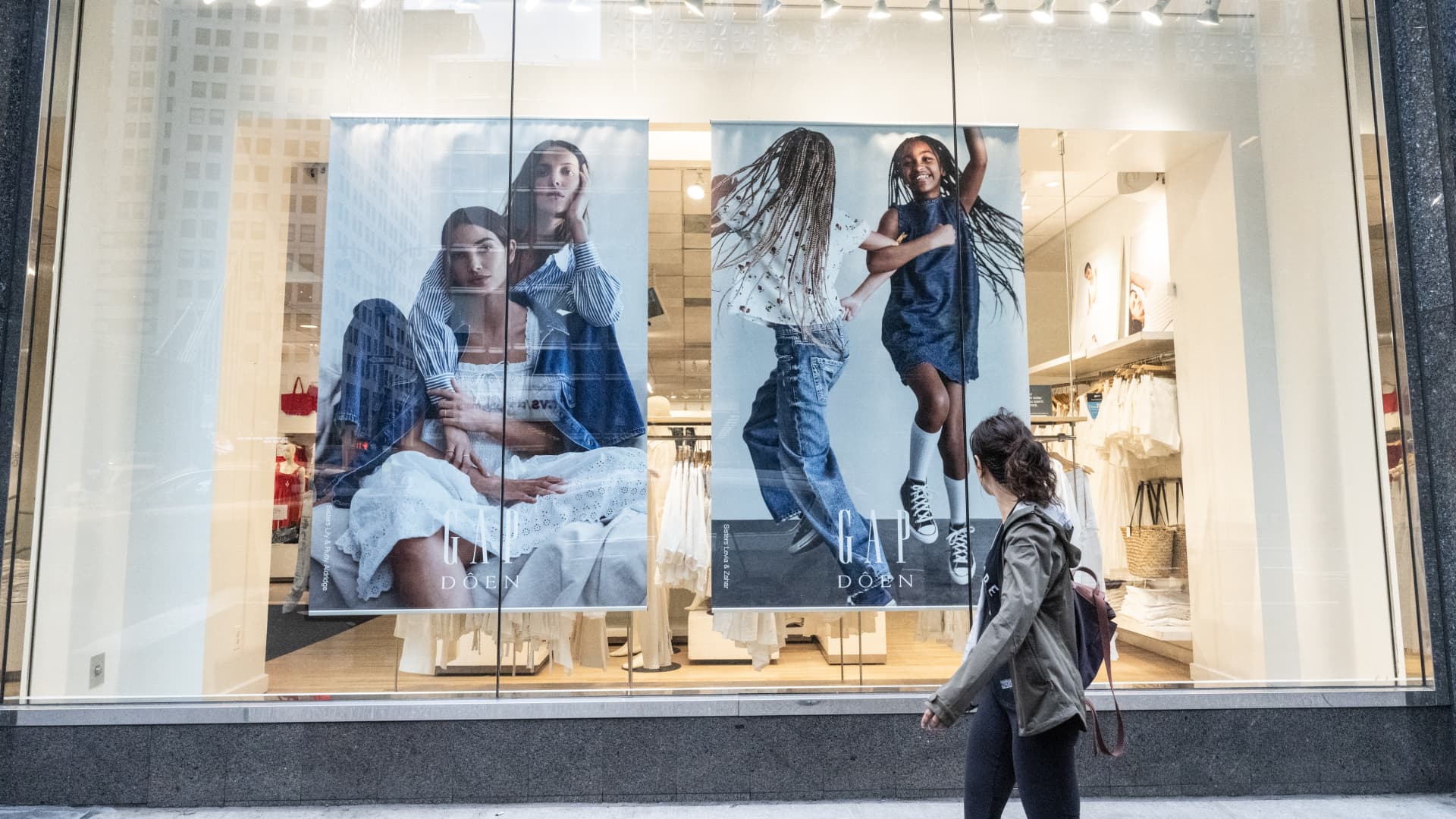 Gap Shares Surge 15% on Strong Q1 Earnings and Sales Growth