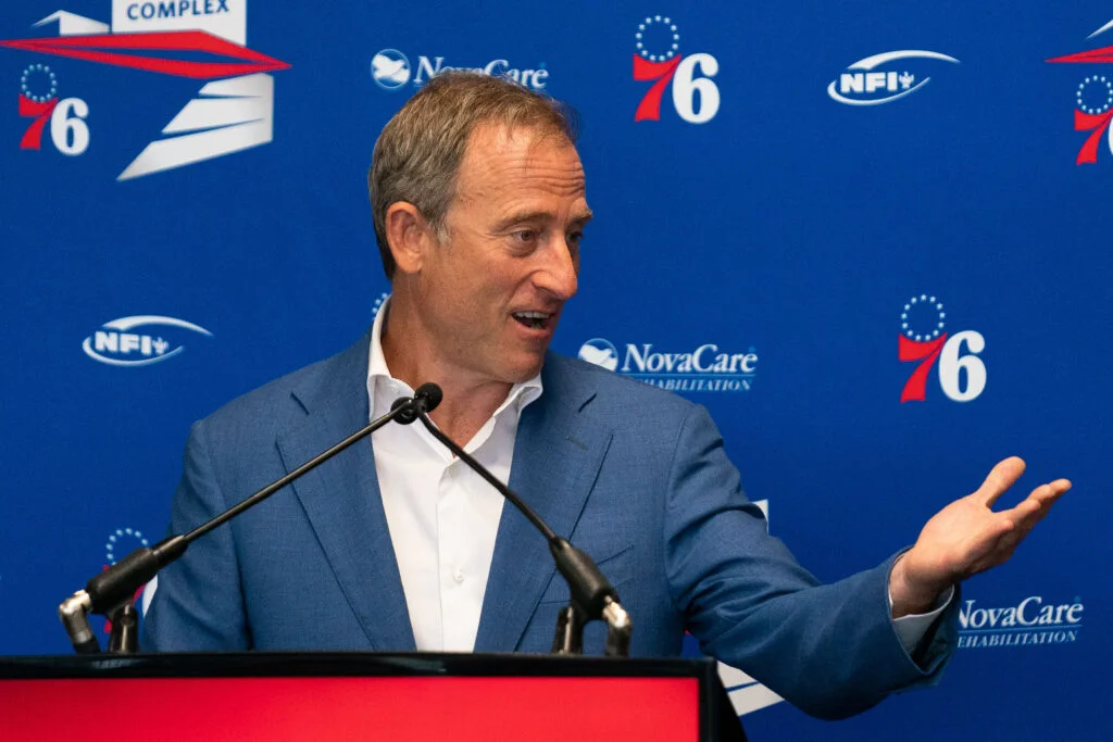 NFL Receives Details of Snyder-Harris Commanders Sale Agreement