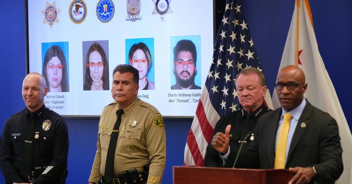 Featured image for FBI Charges Four in LA New Year's Eve Bomb Plot Linked to Extremist Group