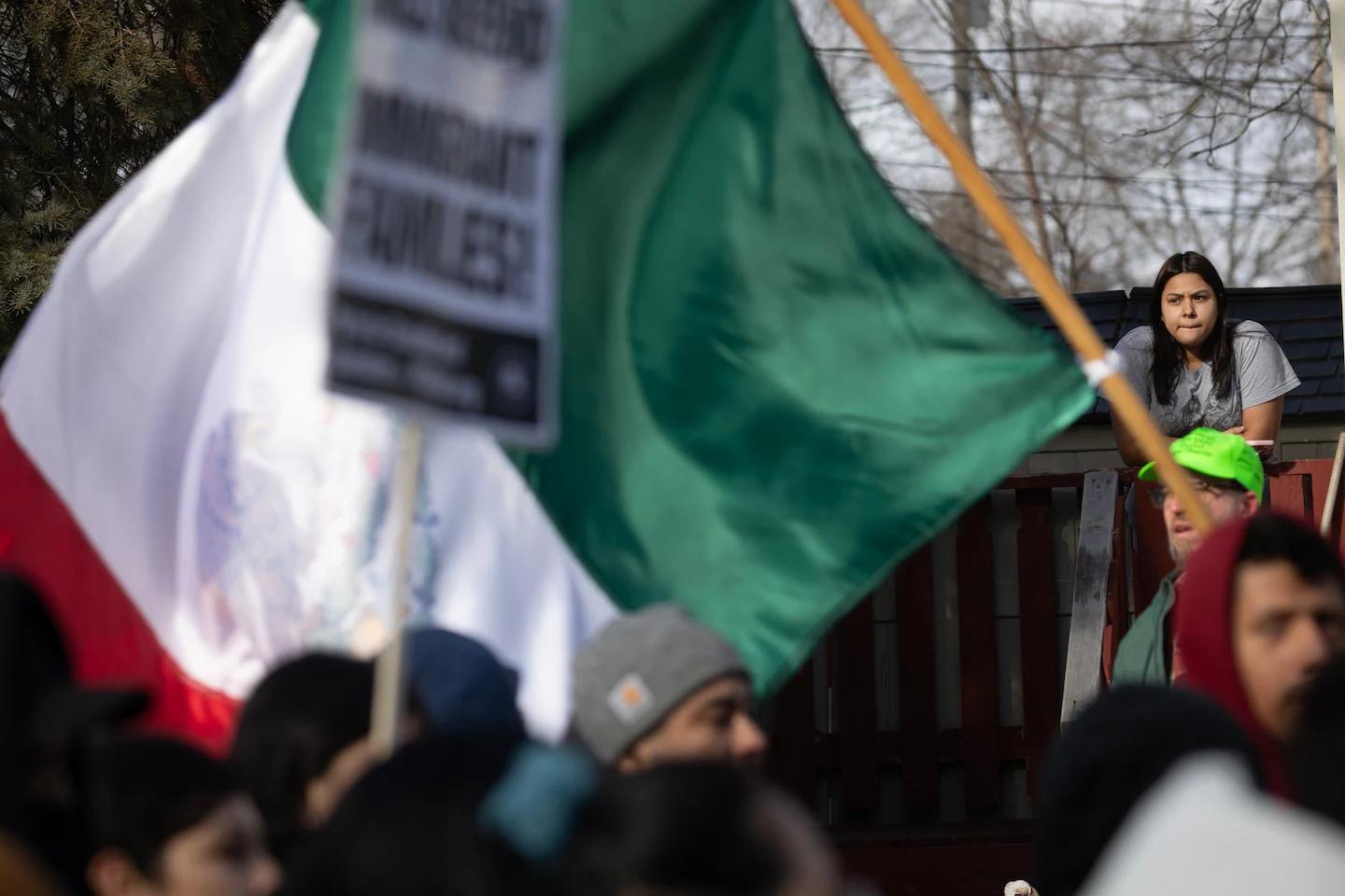 Featured image for Judge Dismisses DOJ and Trump Administration Lawsuits Against Chicago Sanctuary Policies