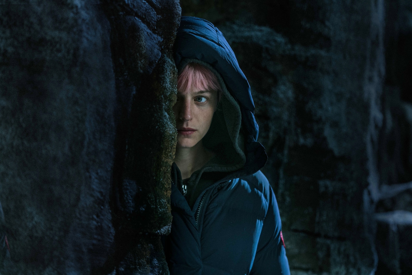 Featured image for "A Murder at the End of the World" redefines the detective genre with AI and seductive Gen Z Sherlock Holmes.