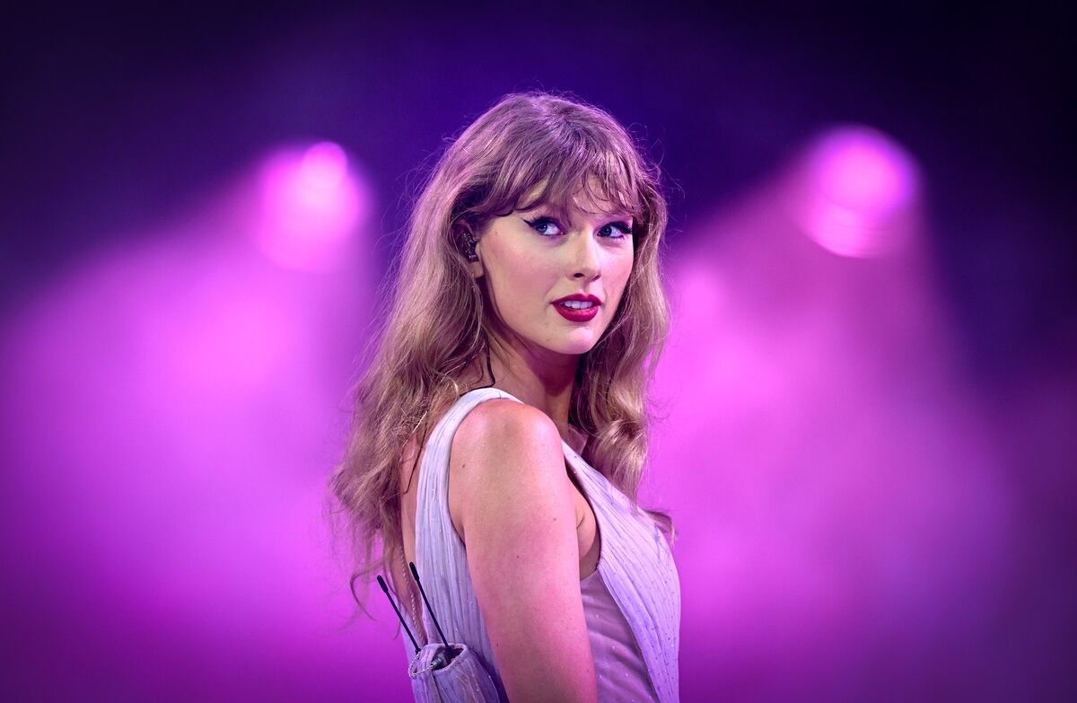 Featured image for Taylor Swift Reclaims Her Music Rights Amidst Industry Drama