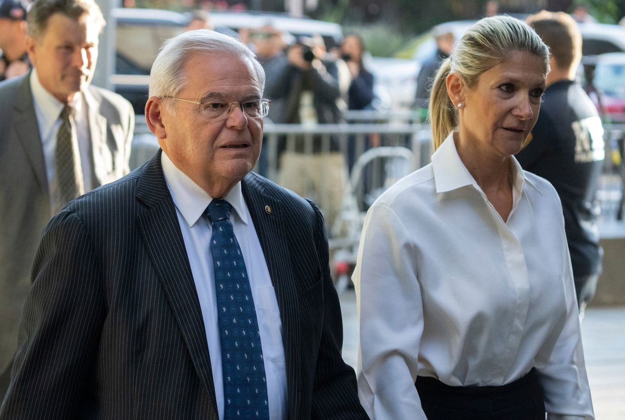 Featured image for "Senator Menendez Faces New Obstruction Charges in Bribery Case"