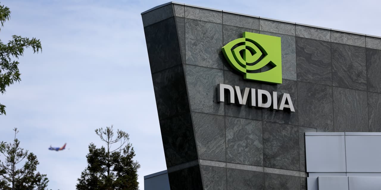 US Considers Imposing AI Chip Export Restrictions to China, Nvidia and AMD Stocks Plummet
