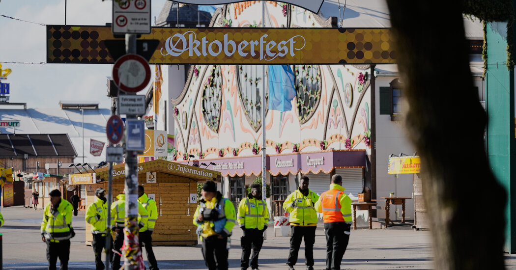 Featured image for Oktoberfest in Munich Reopens After Bomb Threat