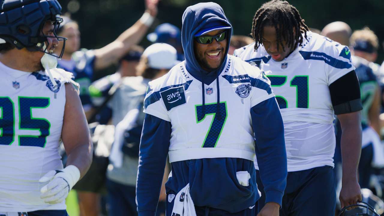 Featured image for Seahawks LB Uchenna Nwosu Cleared After Physical