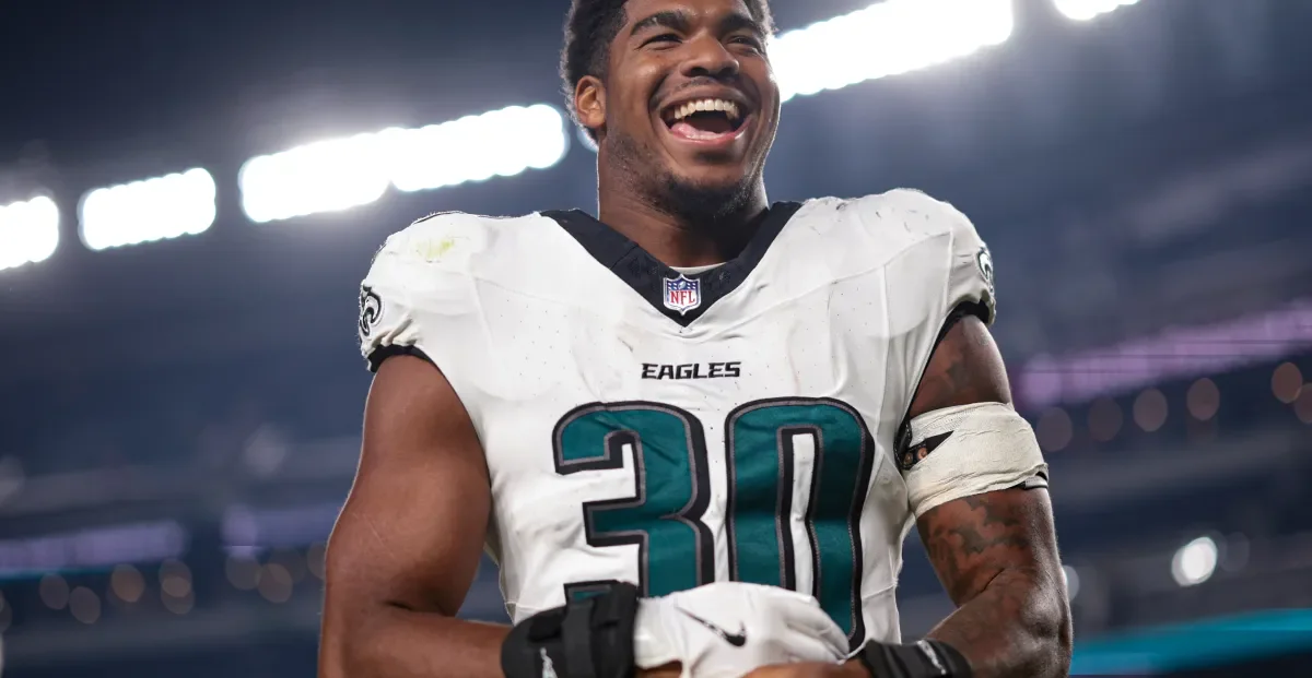 Eagles Training Camp Highlights: Campbell's Defense and Key Position Battles