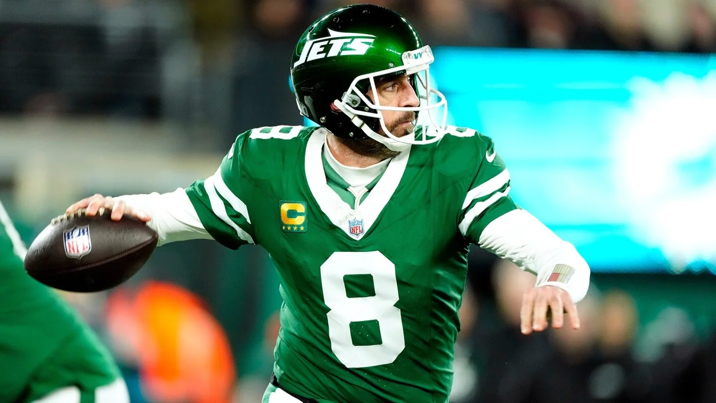 Aaron Rodgers Signs with the Steelers, Ending Free Agency Saga