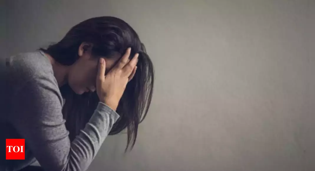 Featured image for Managing Menopausal Symptoms through Weight Management: A Guide for Obese Women