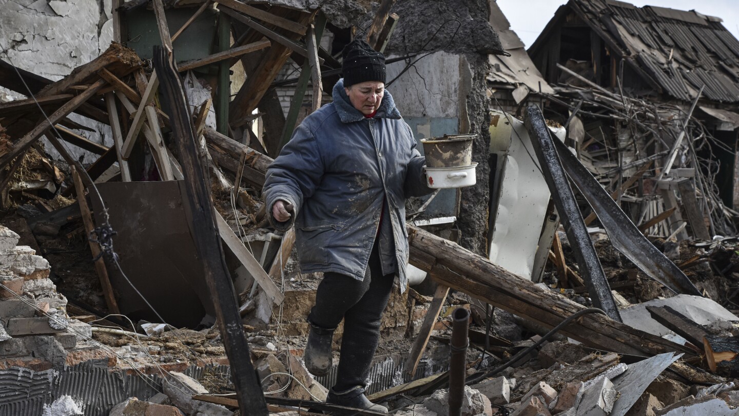 "Putin Warns NATO: F-16 Bases Are Targets, But Rules Out Attacks on NATO Countries"