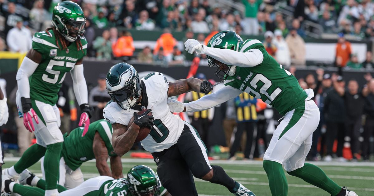 Featured image for "Expert Predictions and Exciting Matchups: NFL Week 7 Preview"