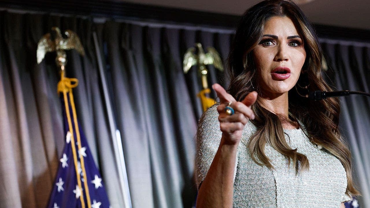 "Trump's VP Shortlist: Noem's Requirements, DeSantis' Concerns, and Putin's Dream Ticket"