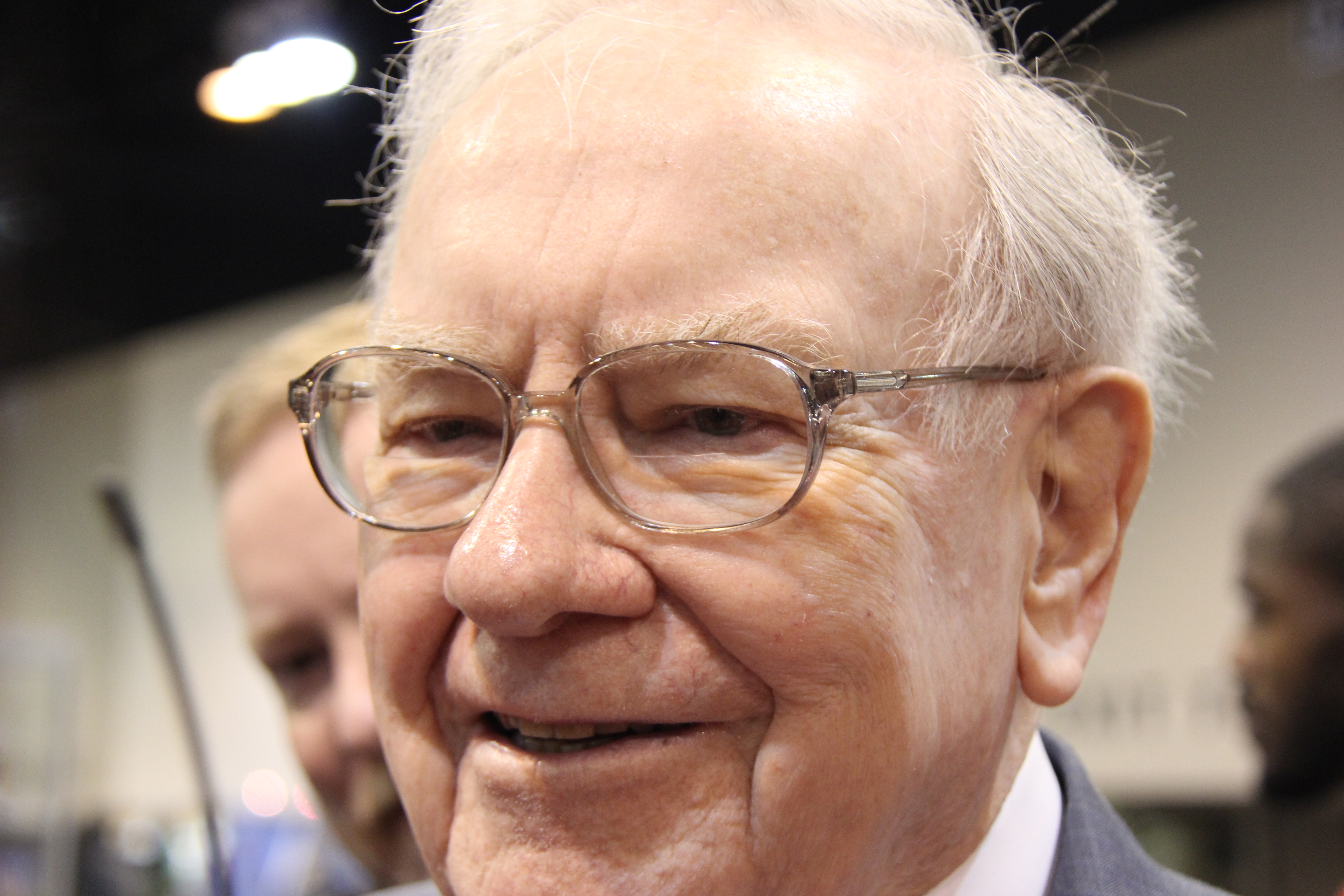"Warren Buffett's Top Stock Picks and $168 Billion Cash Reserves: What's Next?"