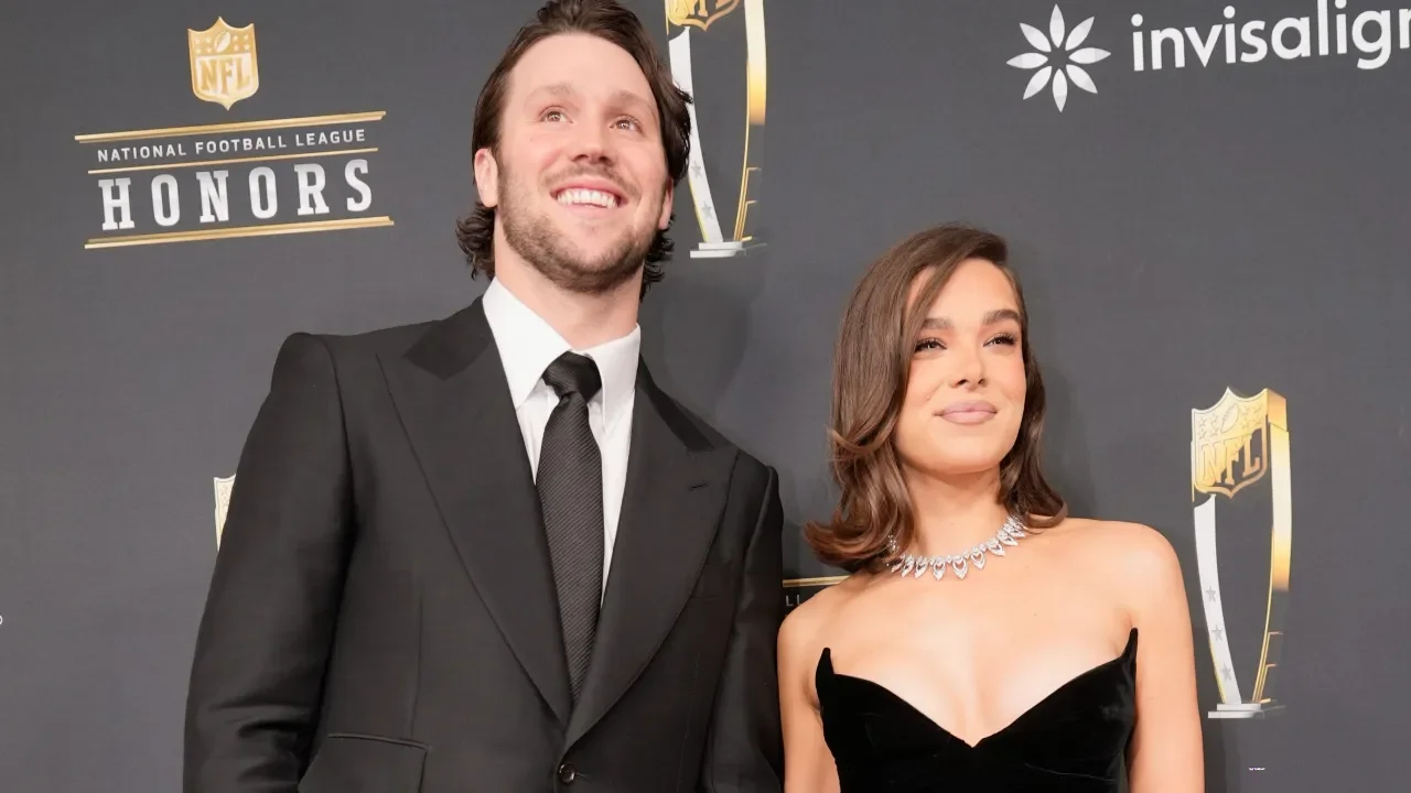 Bills' Josh Allen and Hailee Steinfeld Tie the Knot in California