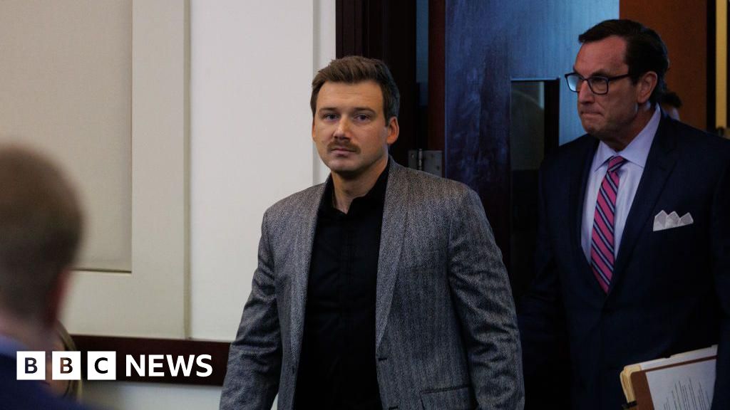 Featured image for Morgan Wallen's Chair-Throwing Charges Reduced to Misdemeanors