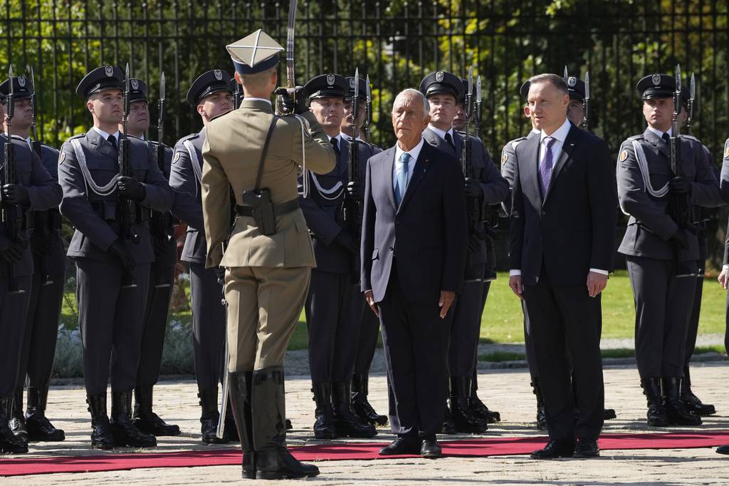 "Poland Raises Concerns Over Russia's Transfer of Tactical Nuclear Weapons to Belarus"
