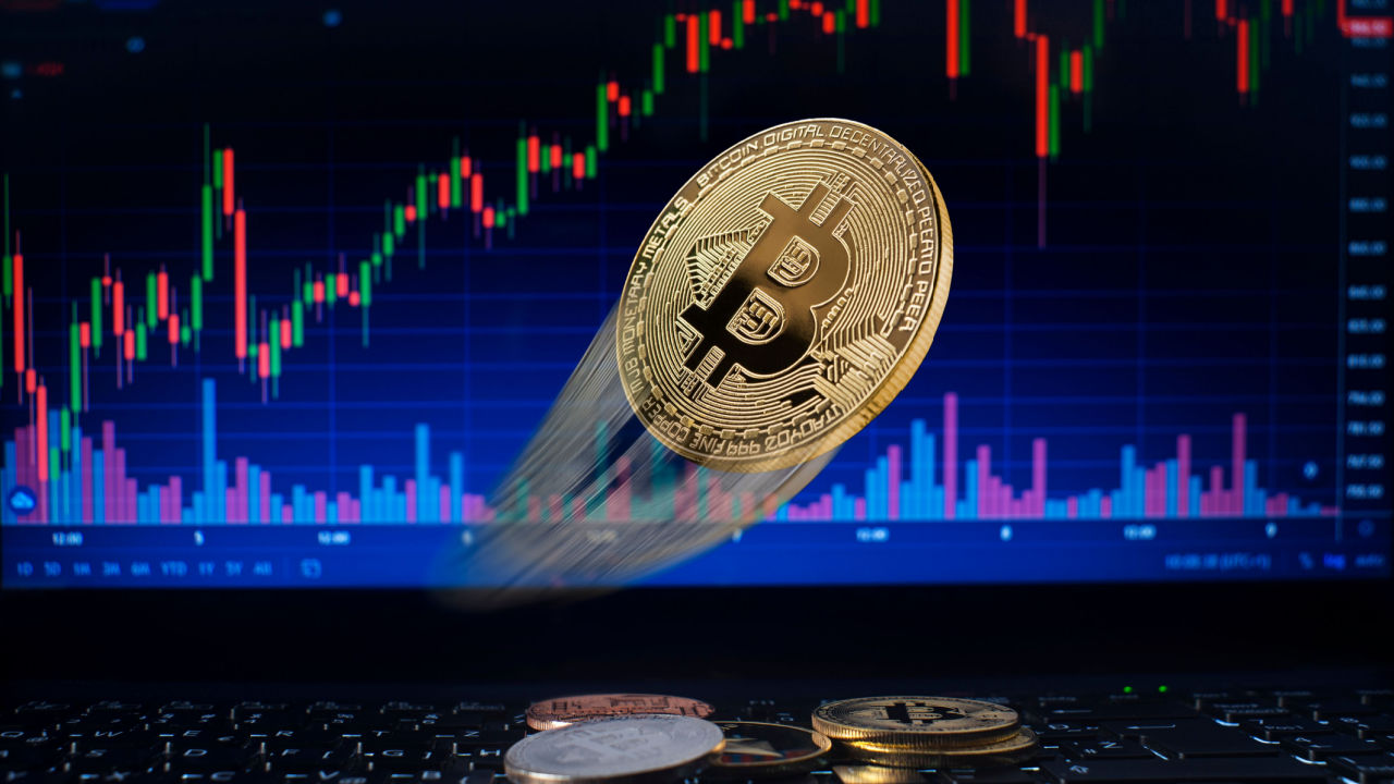 Cryptocurrency Market Update: BTC Hits $30K, ETH Approaches $2K Amid Financial Uncertainty.