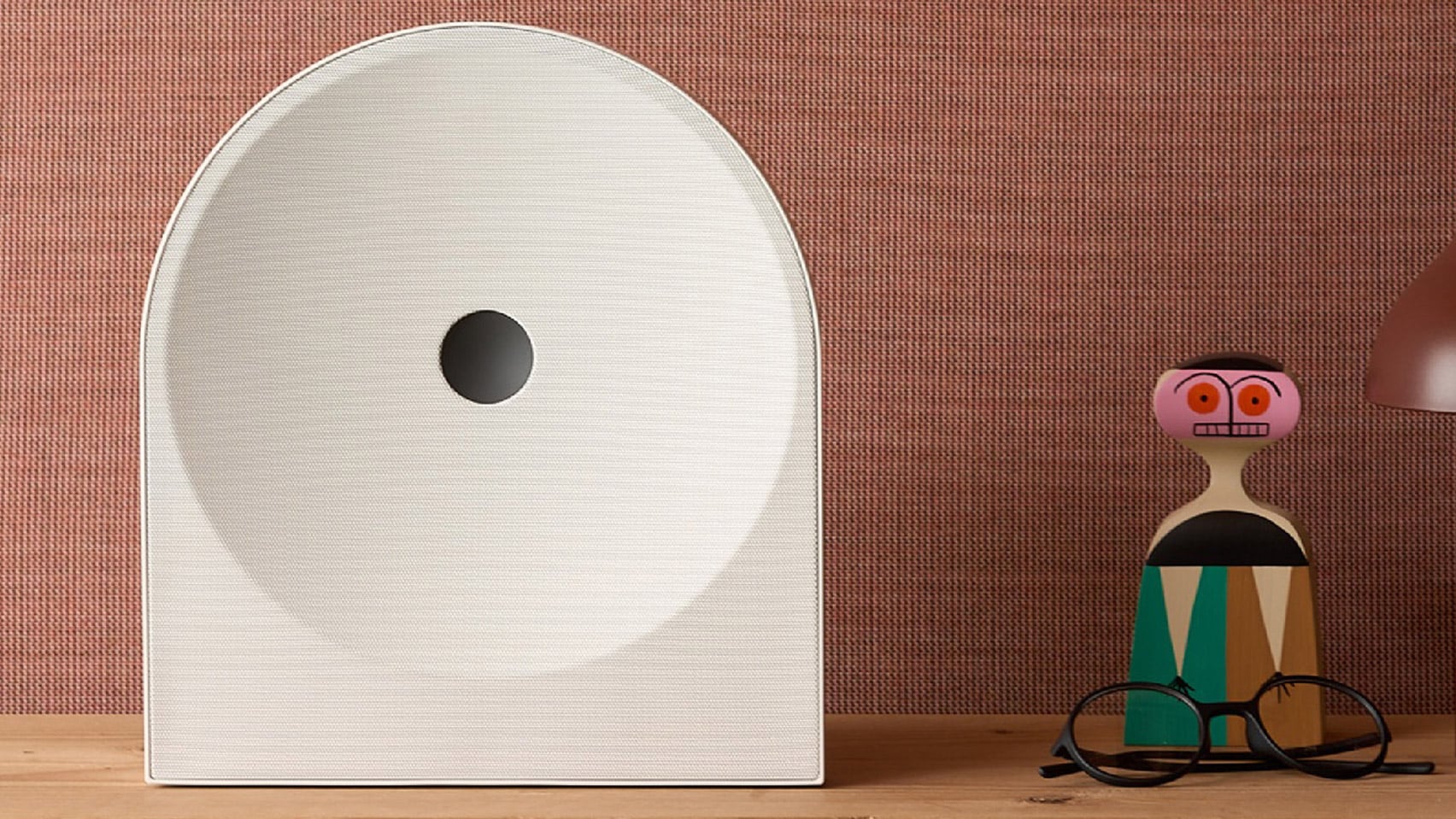 Featured image for Samsung's New Speakers and Soundbars Blend Design and Premium Audio