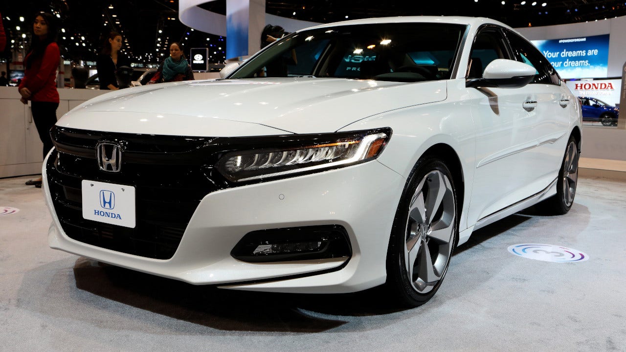 Honda recalls half a million vehicles for seat belt problem.