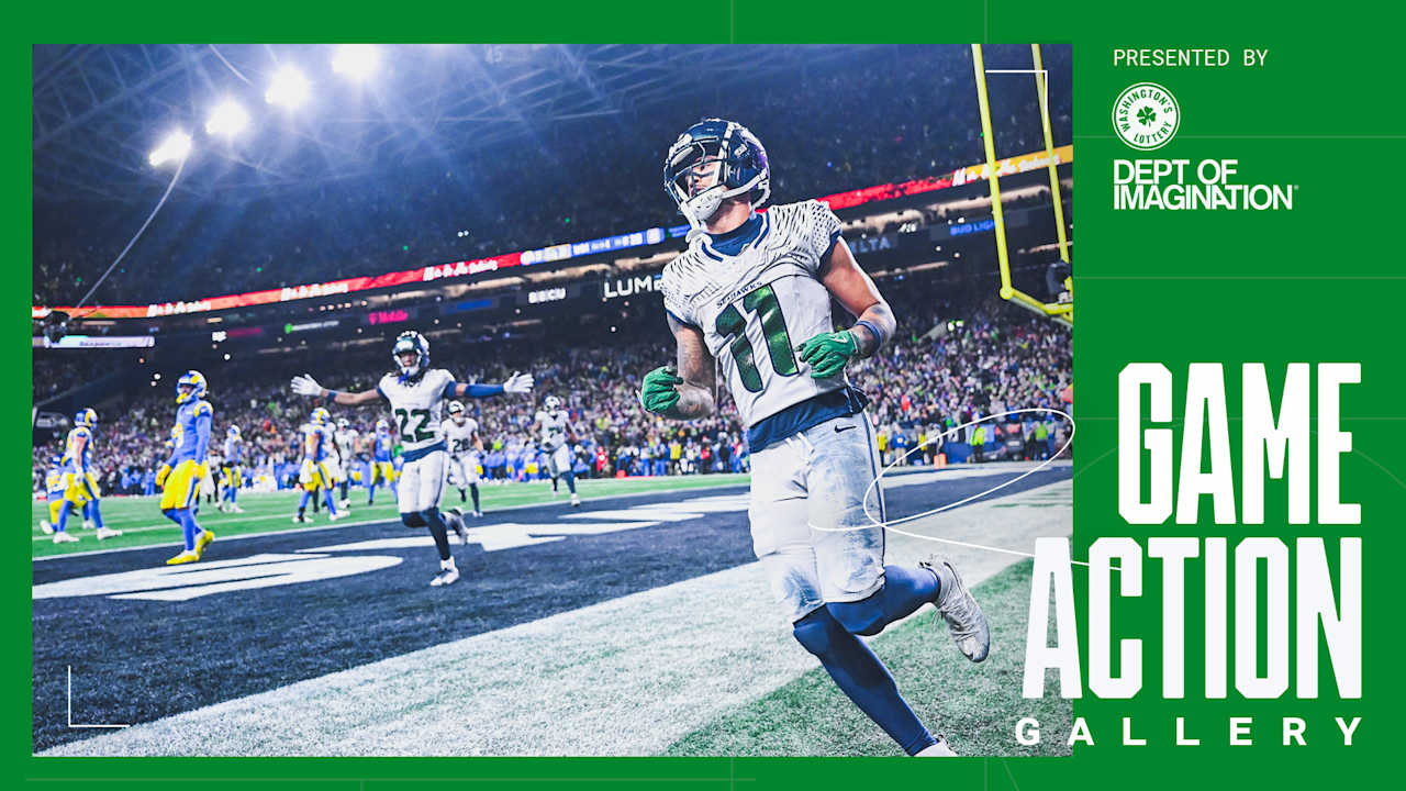 Featured image for Seahawks vs. Rams: Top Action Shots from Week 16 Thursday Night Game
