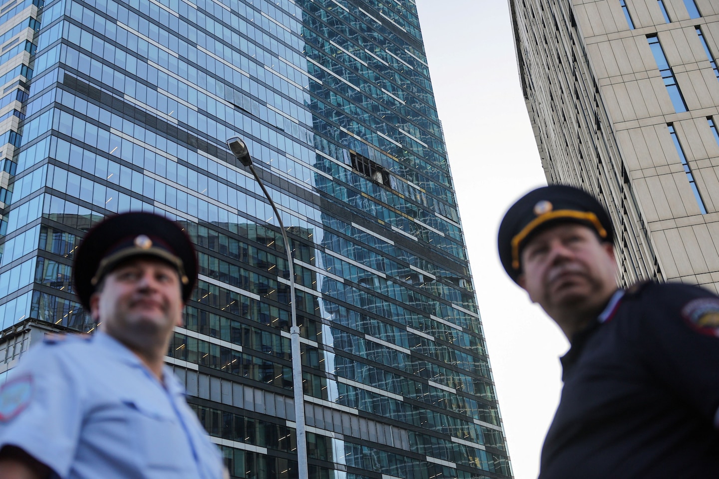 "Drone Attacks Escalate in Russia-Ukraine War, Targeting Moscow Skyscrapers"