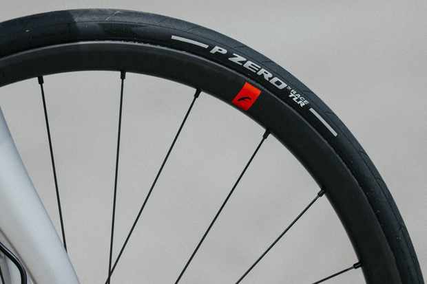 Featured image for Pirelli's P Zero Race TLR Tyre Reduces Rolling Resistance by 24%