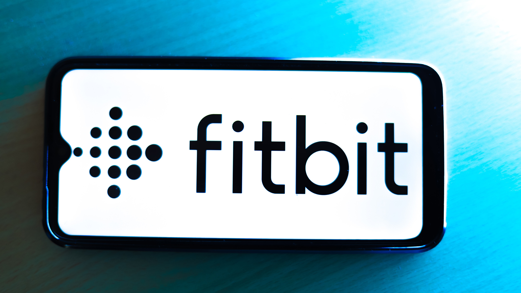 Featured image for Fitbit App Faces Major Outage Causing Syncing Issues