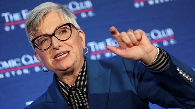 Featured image for "Unveiling the Impact of Return-to-Office Mandates on Modern Work Culture"