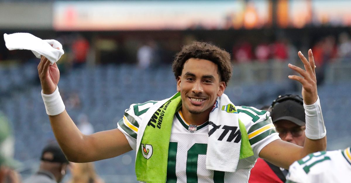 Featured image for "Packers vs. Bears Showdown: Predictions and Key Battles for the Playoff Hunt"