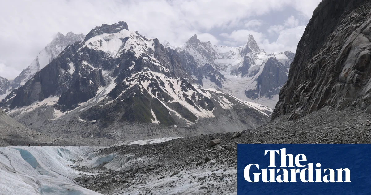 Featured image for Alpine Glaciers Face Peak Extinction by 2050, Study Warns