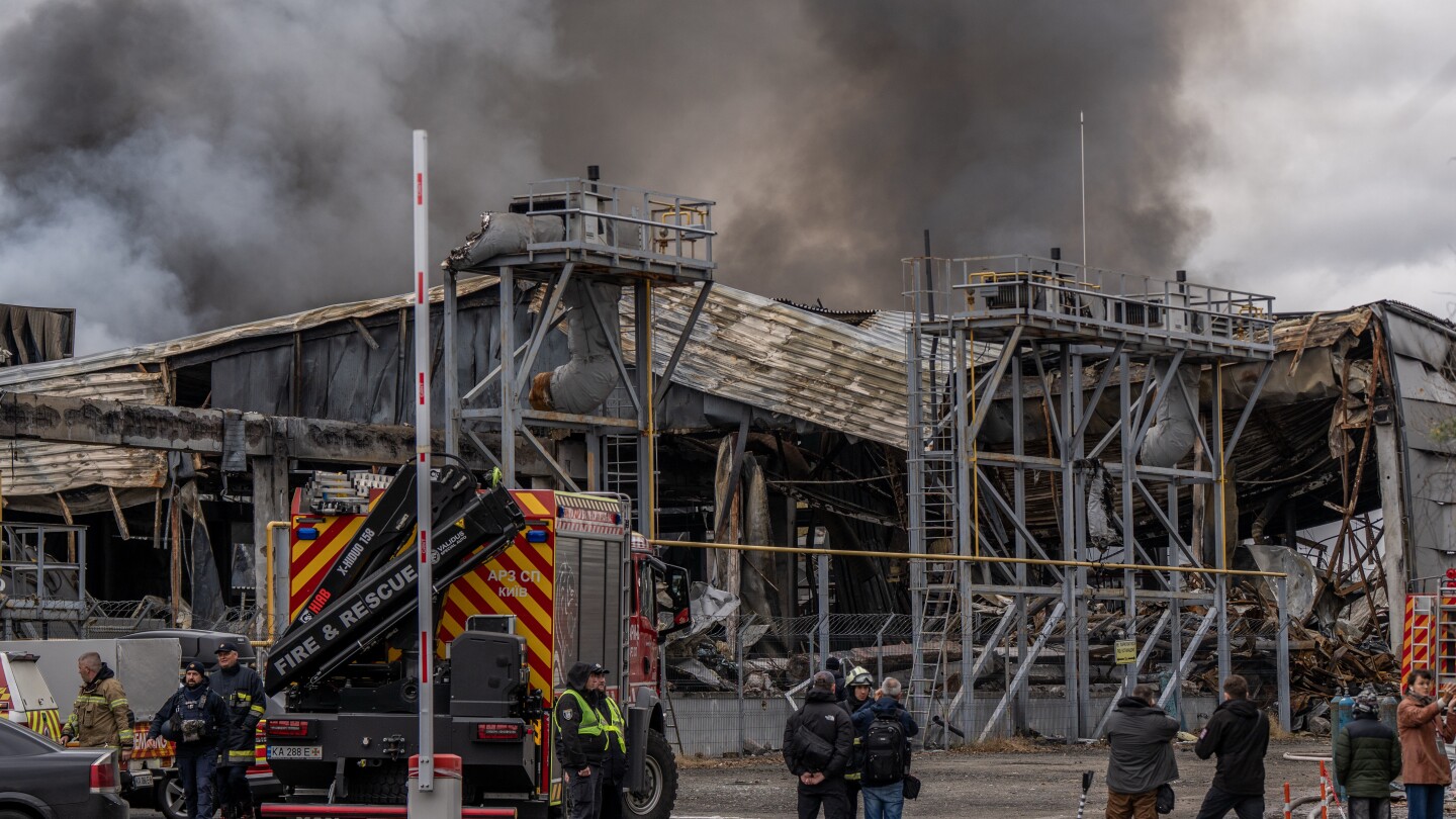 Featured image for Ukraine suffers casualties as Zelenskyy urges increased air defense