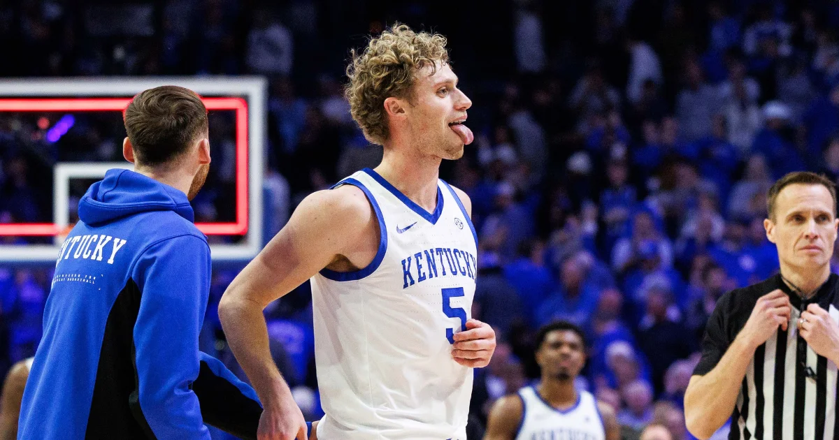 Chandler channels MJ in Kentucky's flu-game win over Texas